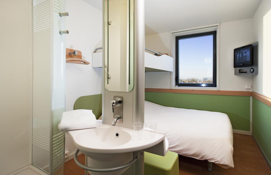 Ibis Budget Istres Trigance Room photo