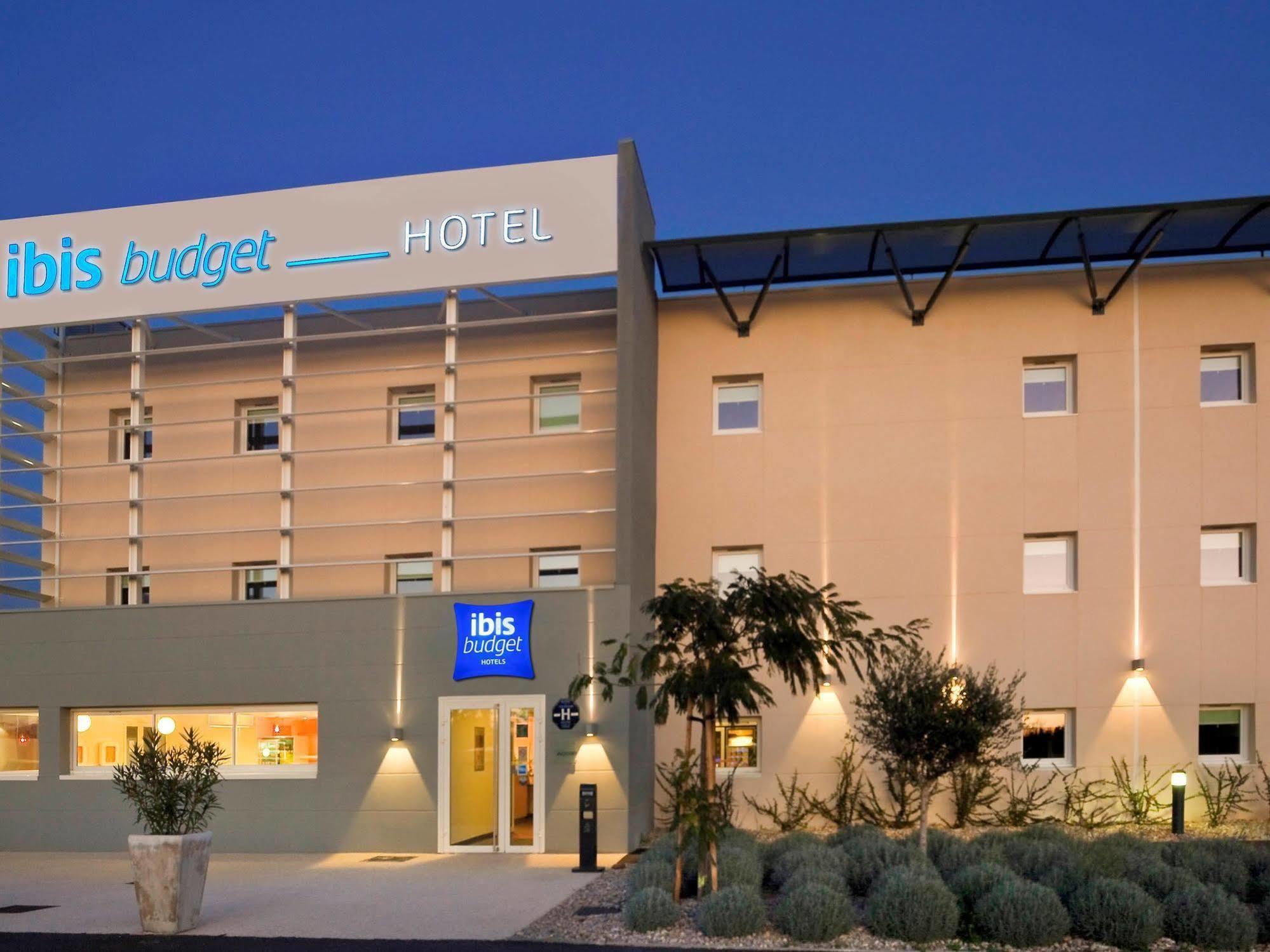 Ibis Budget Istres Trigance Exterior photo